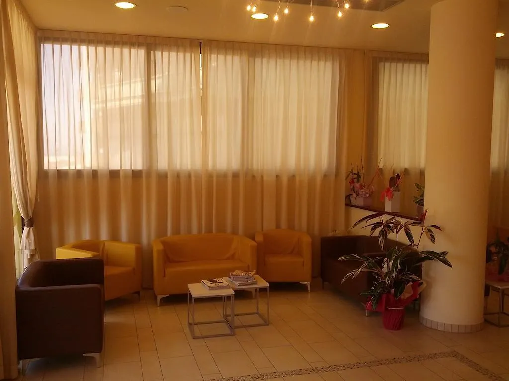 Hotel Abel & Residence 체제나티코