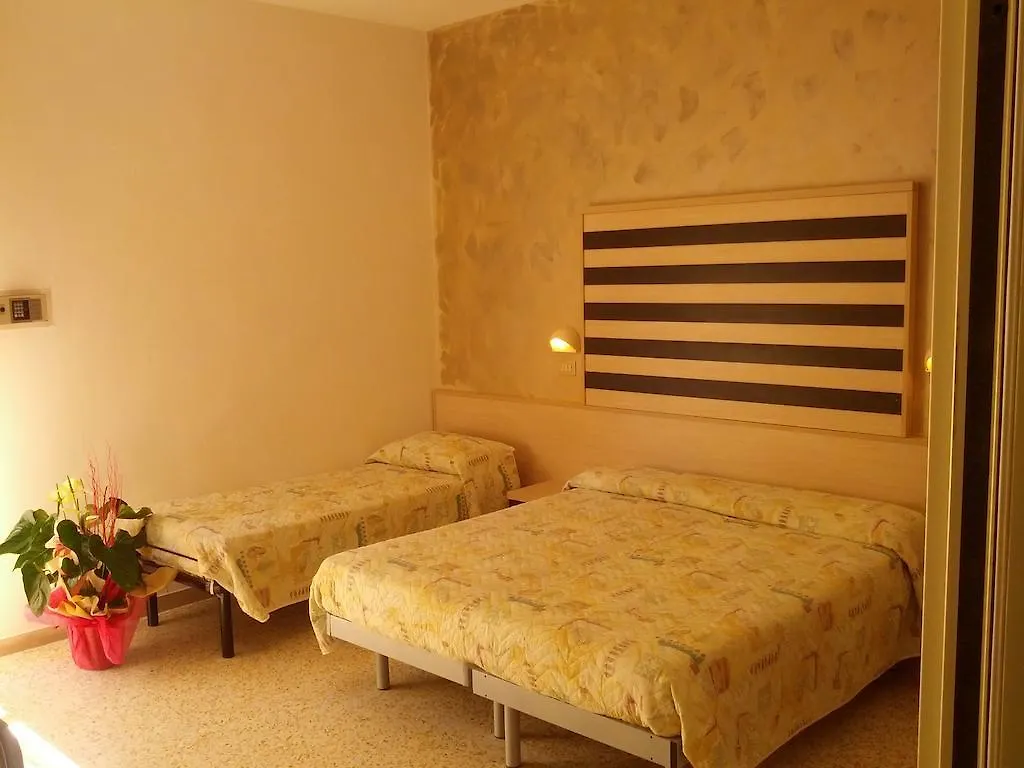 Hotel Abel & Residence 체제나티코